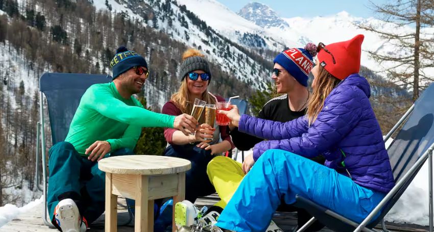 what does après ski mean​